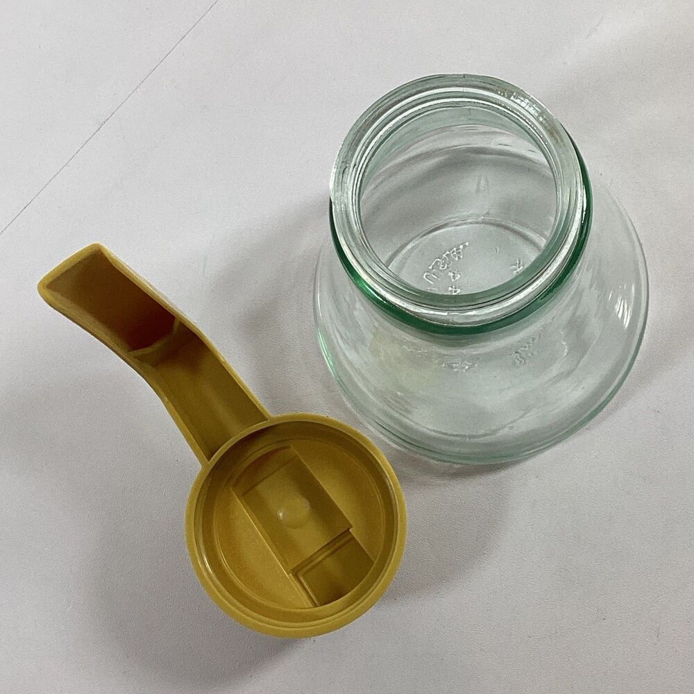 Vintage Androck Glass Syrup Dispenser Gold Lid Honey Pitcher Diner USA MCM - Picture 10 of 12